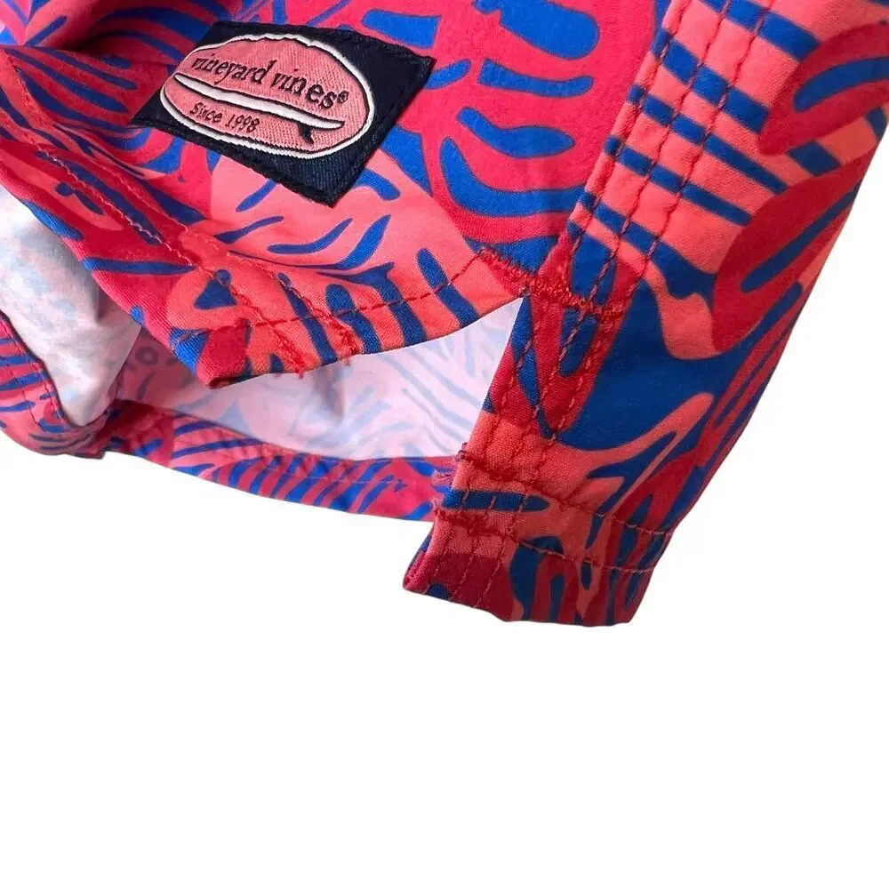 VINEYARD VINES 7" Printed Chappy Swim Trunks in Pinks and Blue Men's XS - Picture 7 of 13